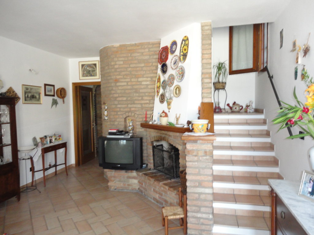 Casa / Villa / Villetta in vendita a Ferrara, Monestirolo