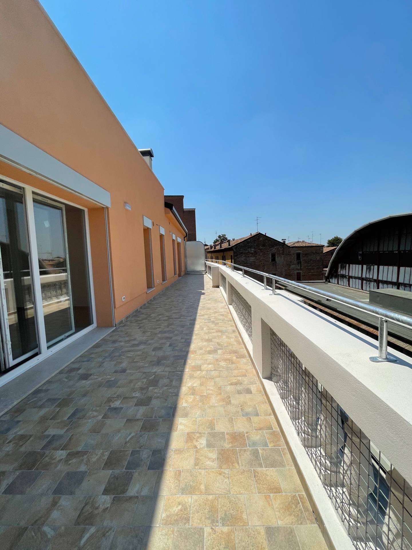 Appartamento in vendita a Ferrara, Centro storico