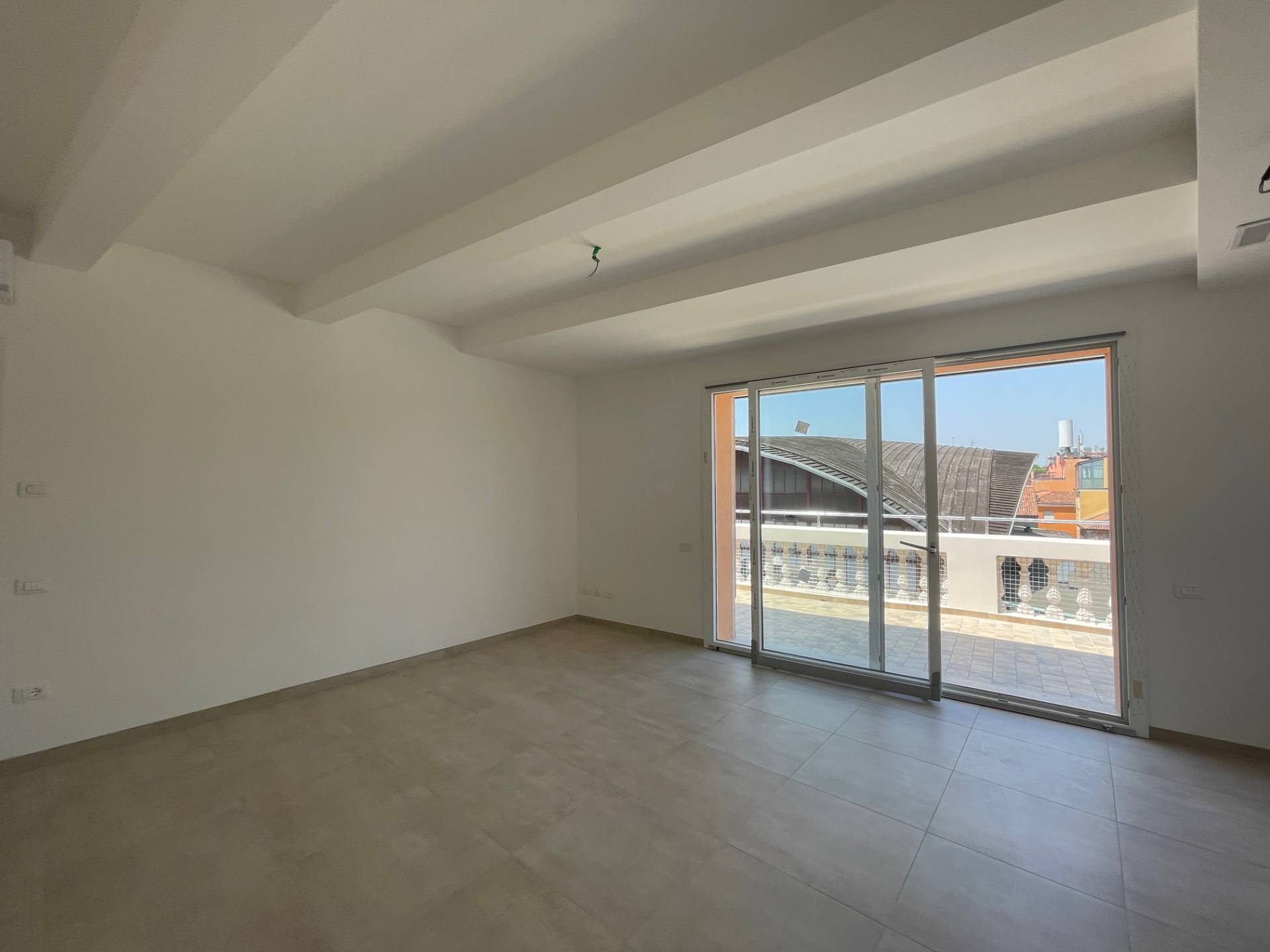 Appartamento in vendita a Ferrara, Centro storico