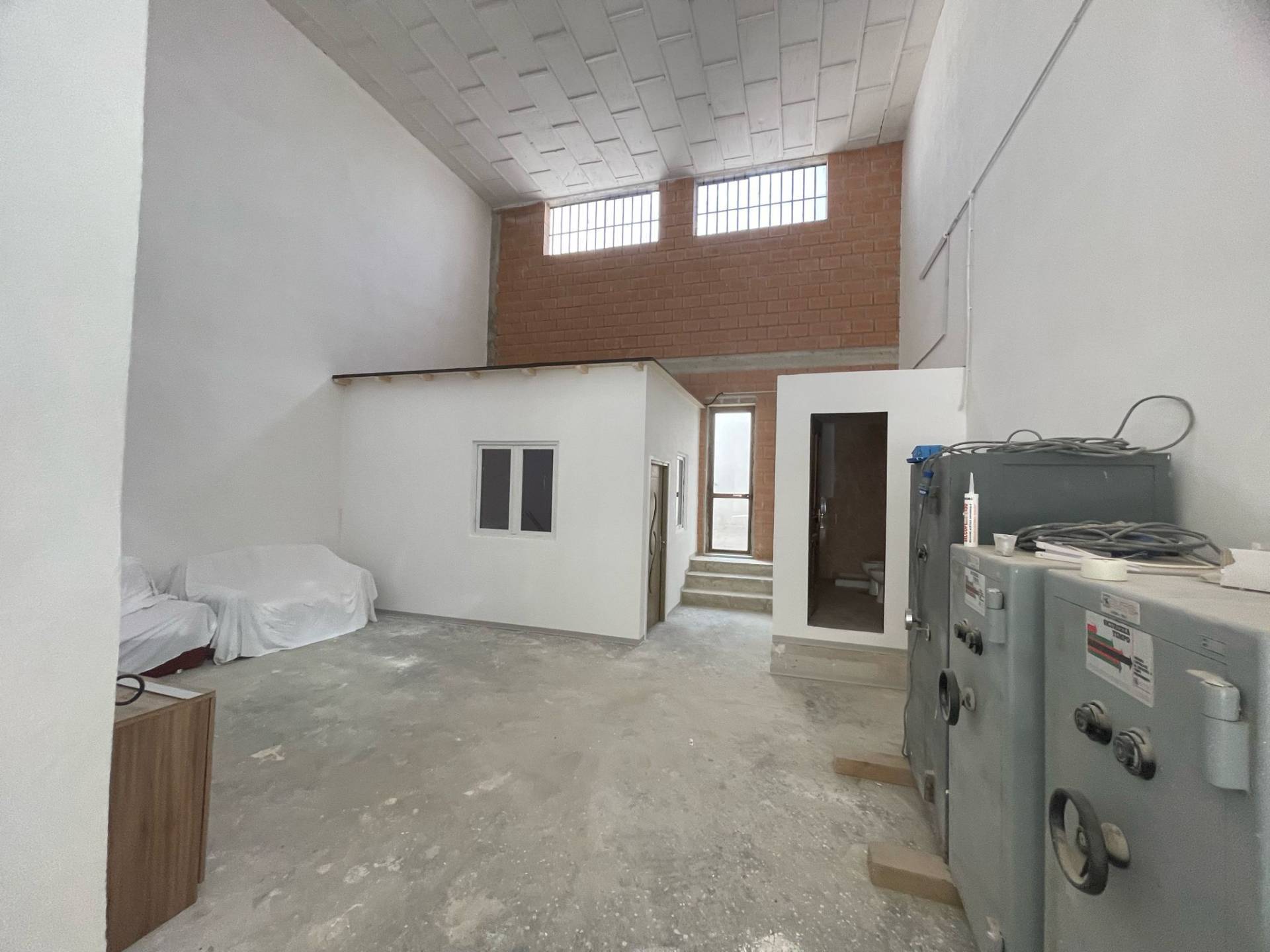 Magazzino in affitto a Ferrara, Fuori Mura - Zona Nord-Ovest