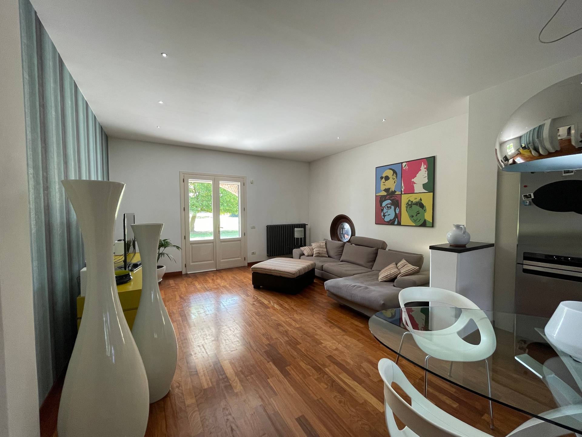 Casa / Villa / Villetta in vendita a Ferrara, Corlo