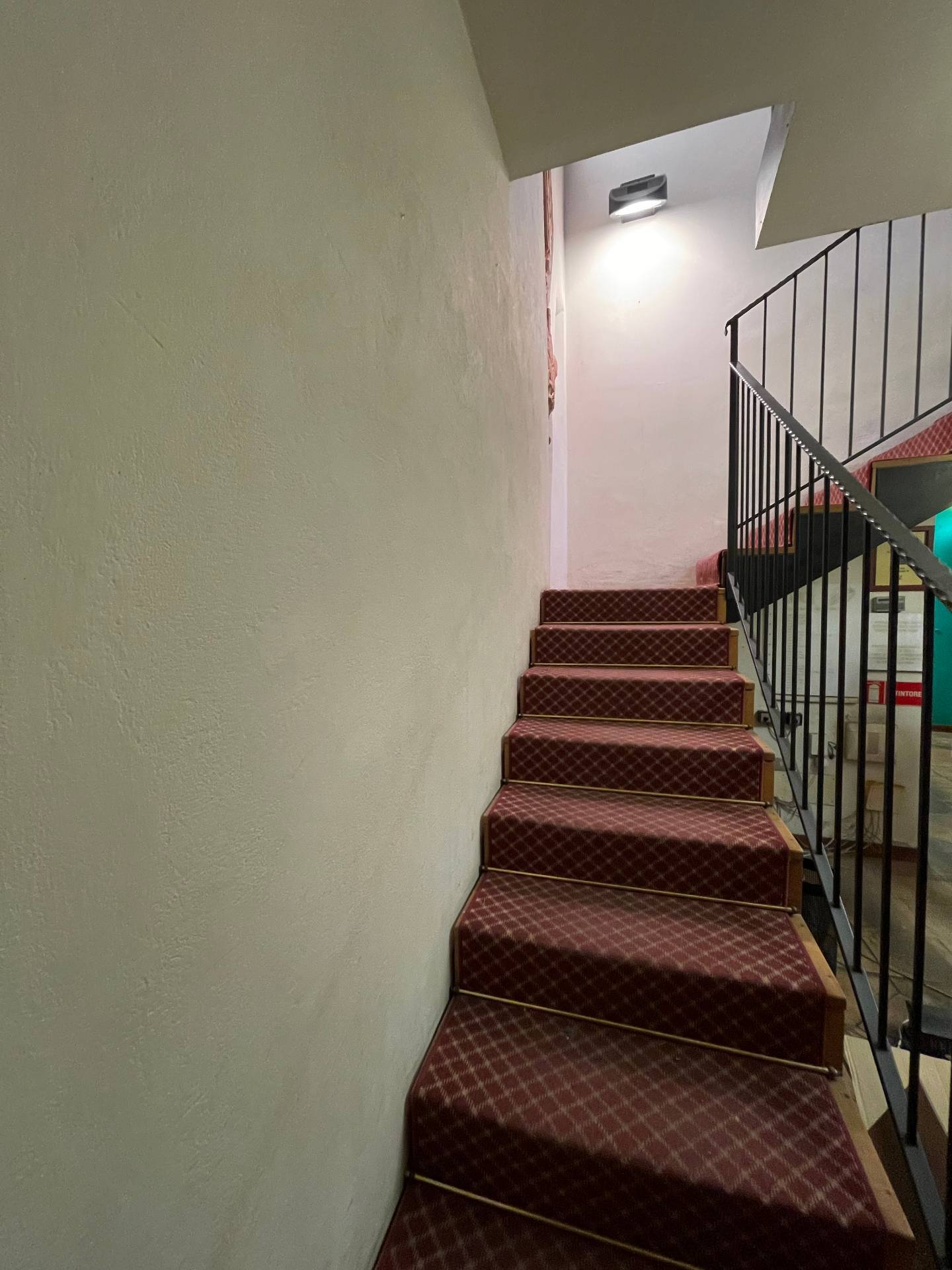 Negozio in affitto a Ferrara, Centro storico