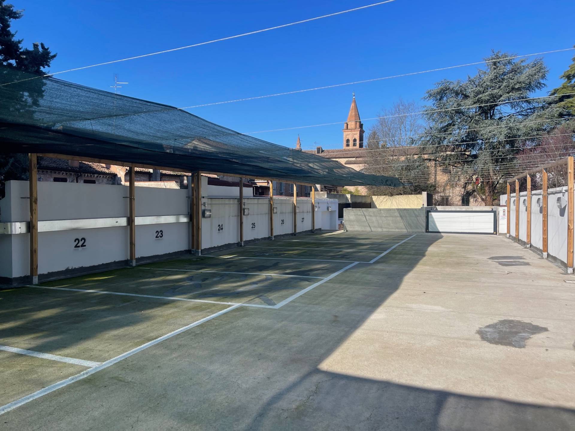 Garage / Posto auto in vendita a Ferrara, Centro storico