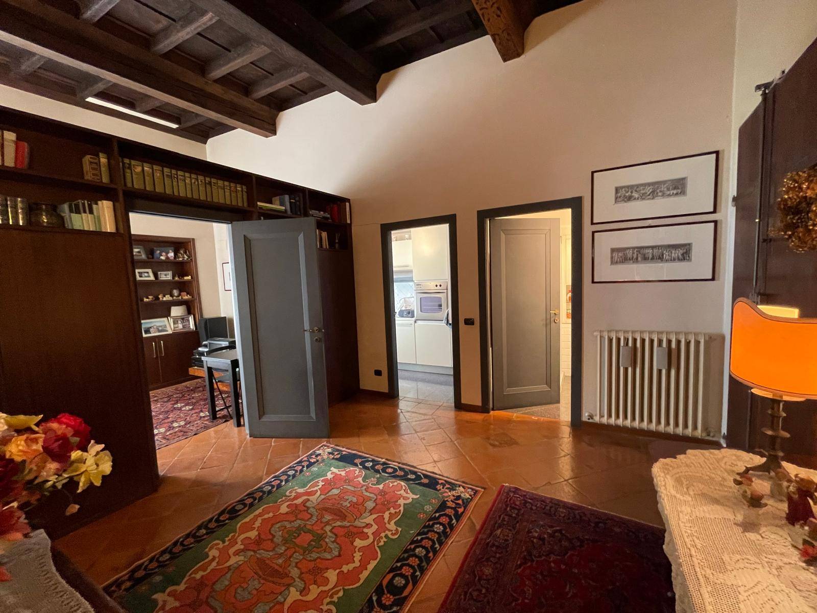 Appartamento in vendita a Ferrara, Centro storico