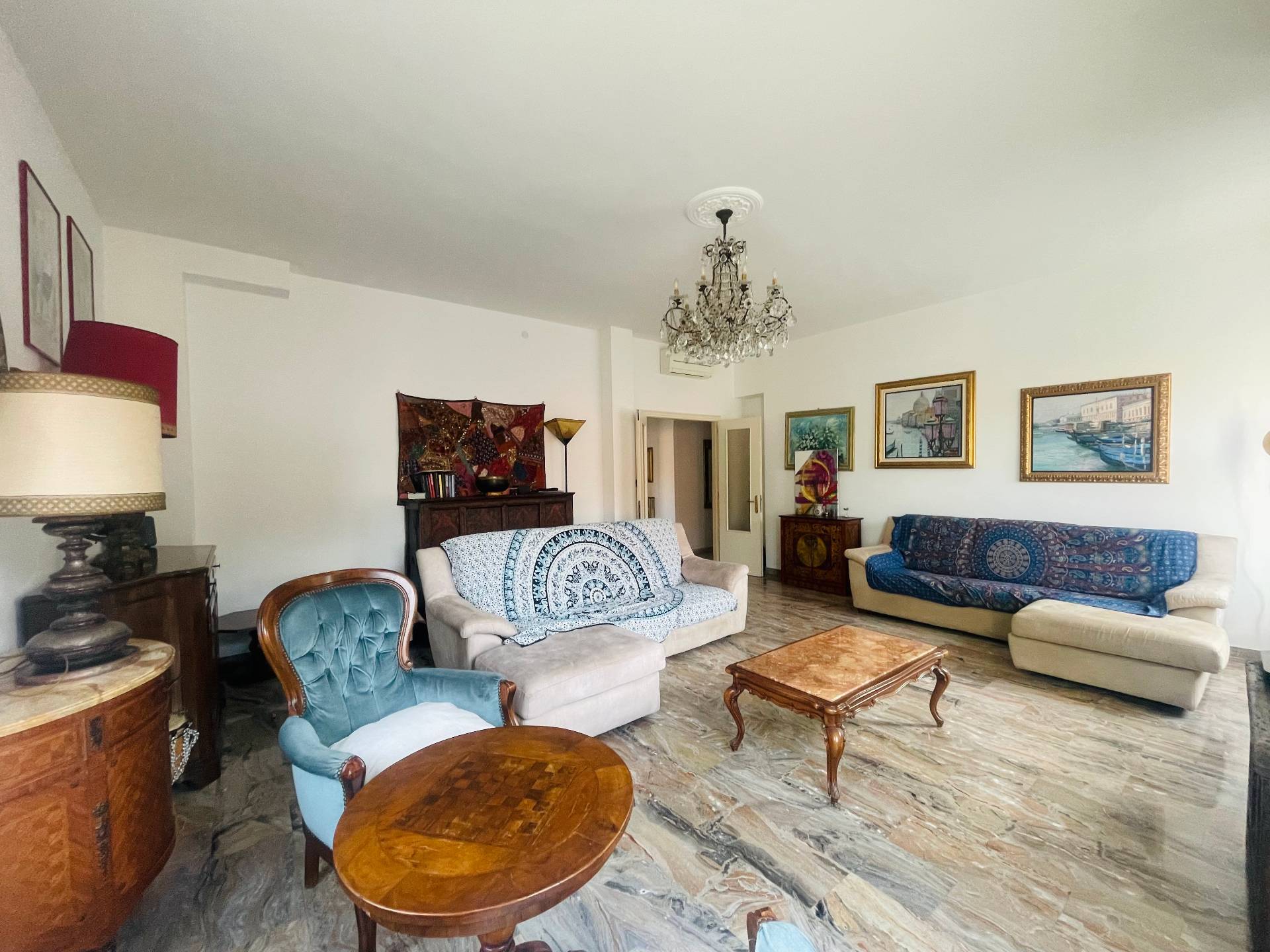 Appartamento in vendita a Ferrara, Centro storico