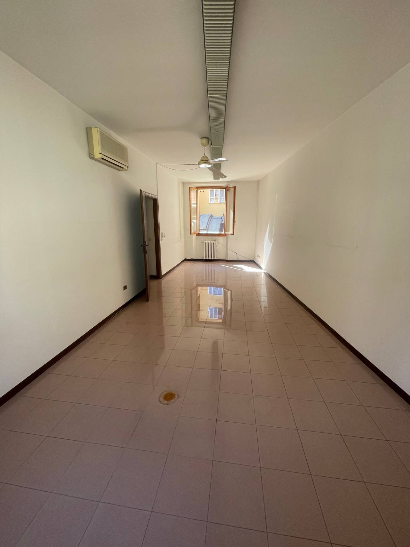 Appartamento in vendita a Ferrara, Centro storico