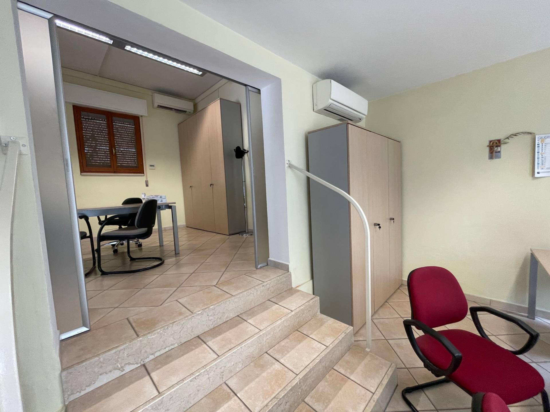 Ufficio in affitto a Ferrara, Cona