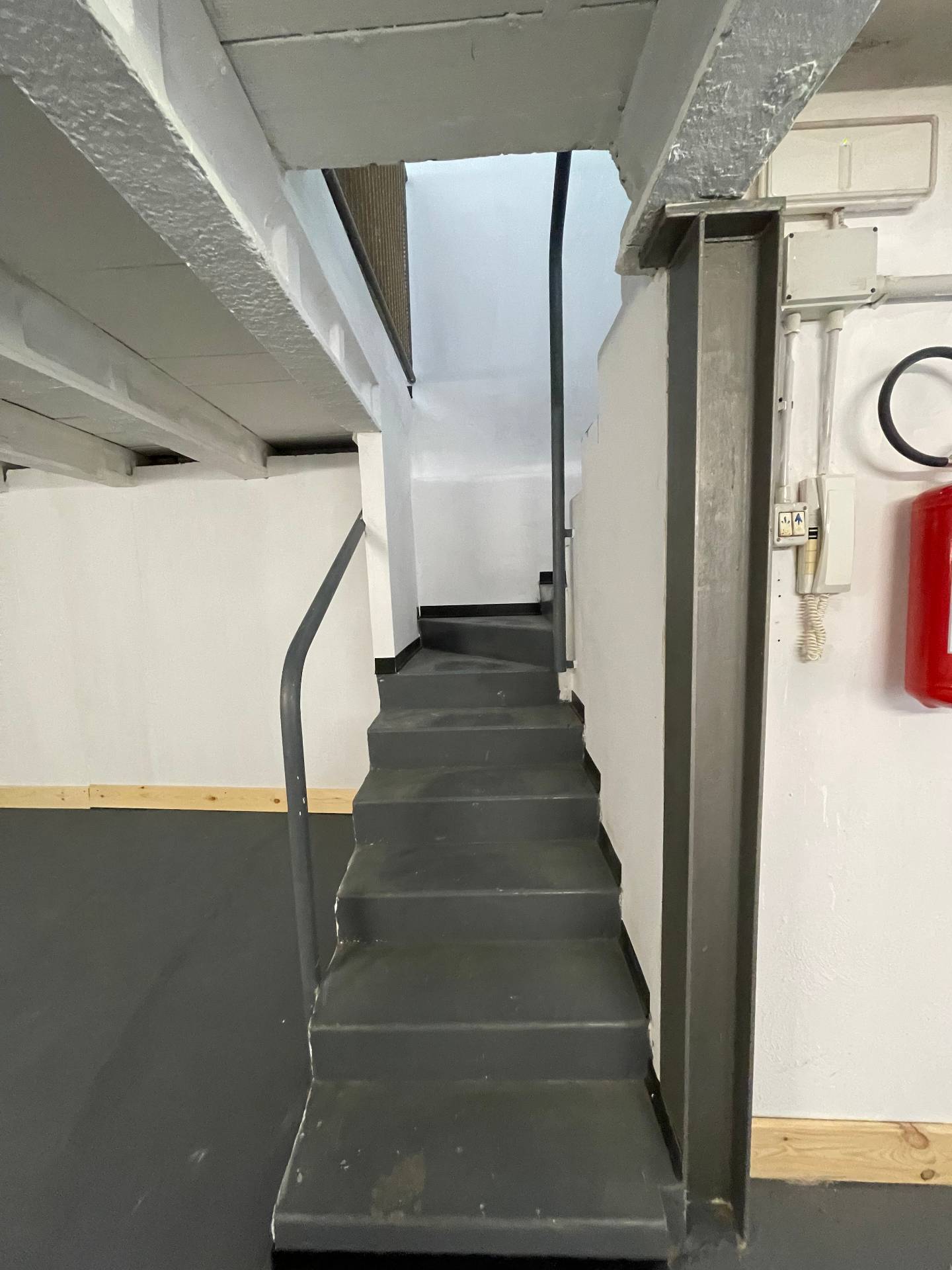 Magazzino in vendita a Ferrara, Centro storico