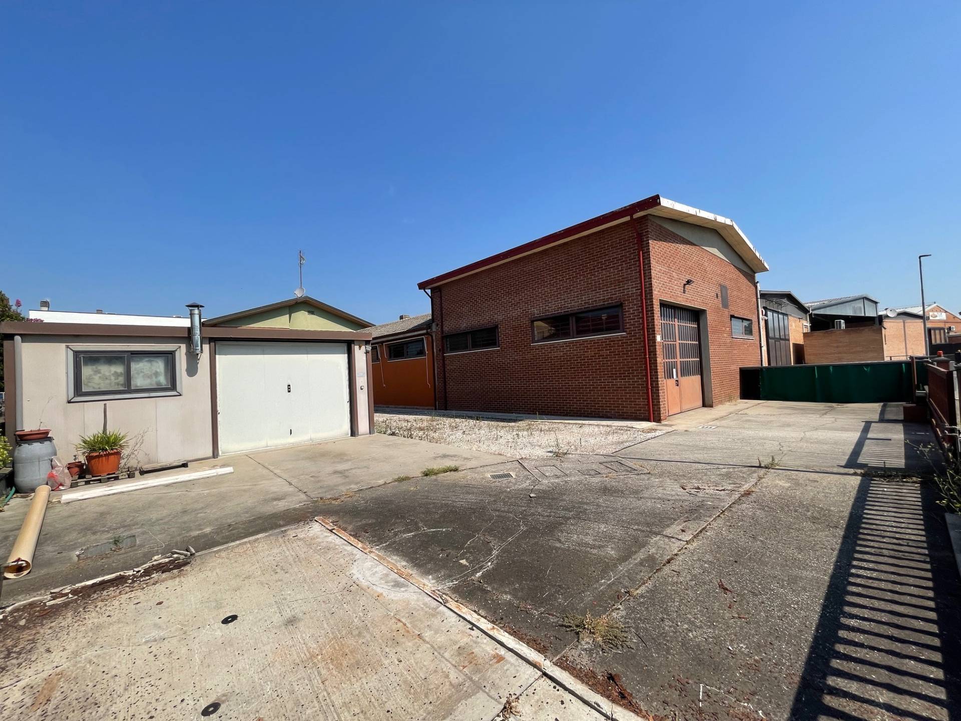 Laboratorio in vendita a Ferrara, Fuori Mura - Zona Sud