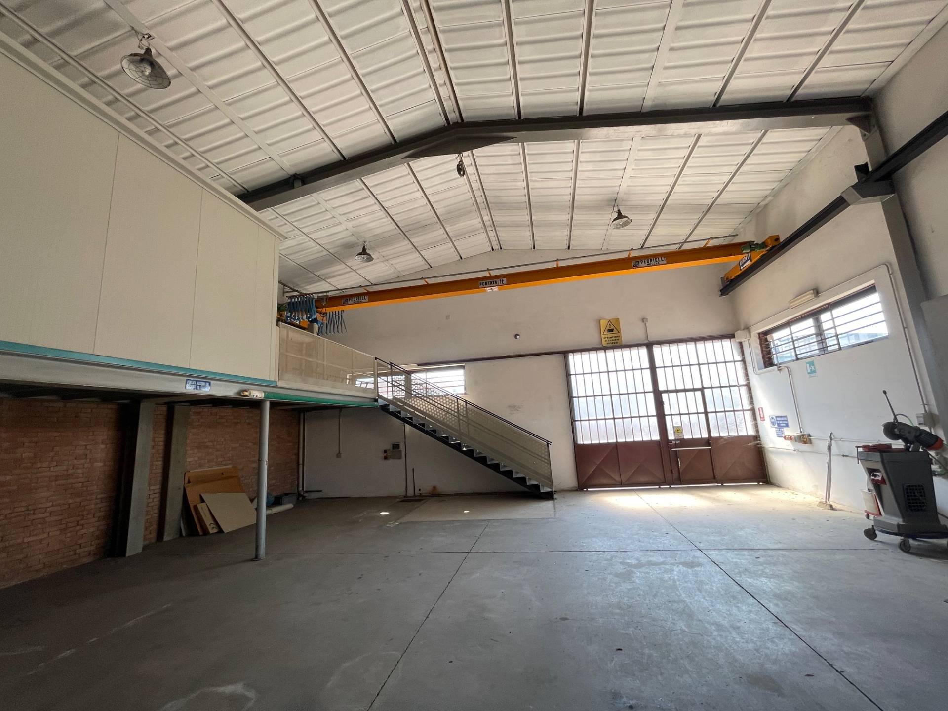 Laboratorio in vendita a Ferrara, Fuori Mura - Zona Sud