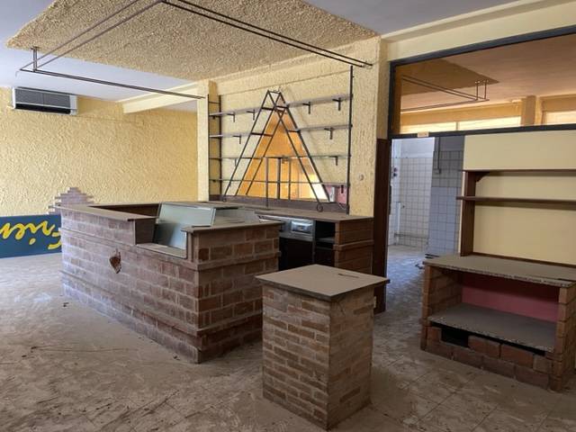 Negozio in vendita a Comacchio, Lido delle Nazioni