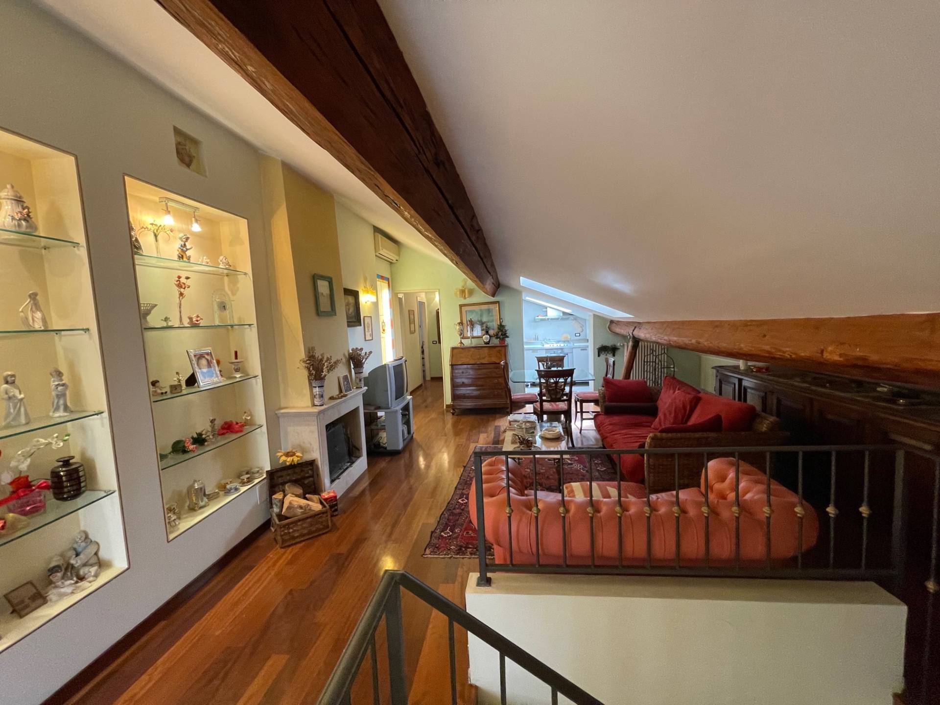 Appartamento in vendita a Ferrara, Centro storico