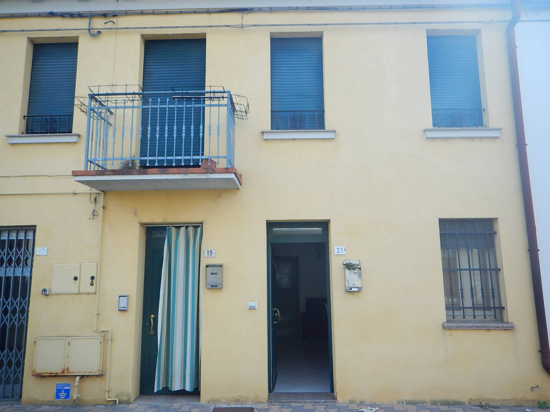 Casa / Villa / Villetta in vendita a Masi Torello