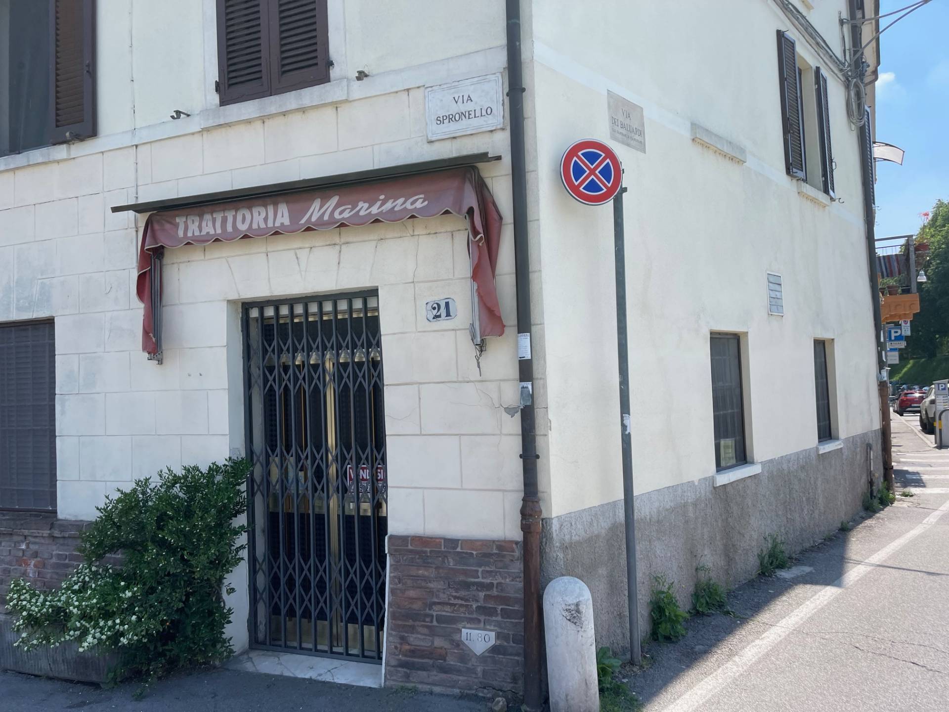 Negozio in vendita a Ferrara, Centro storico