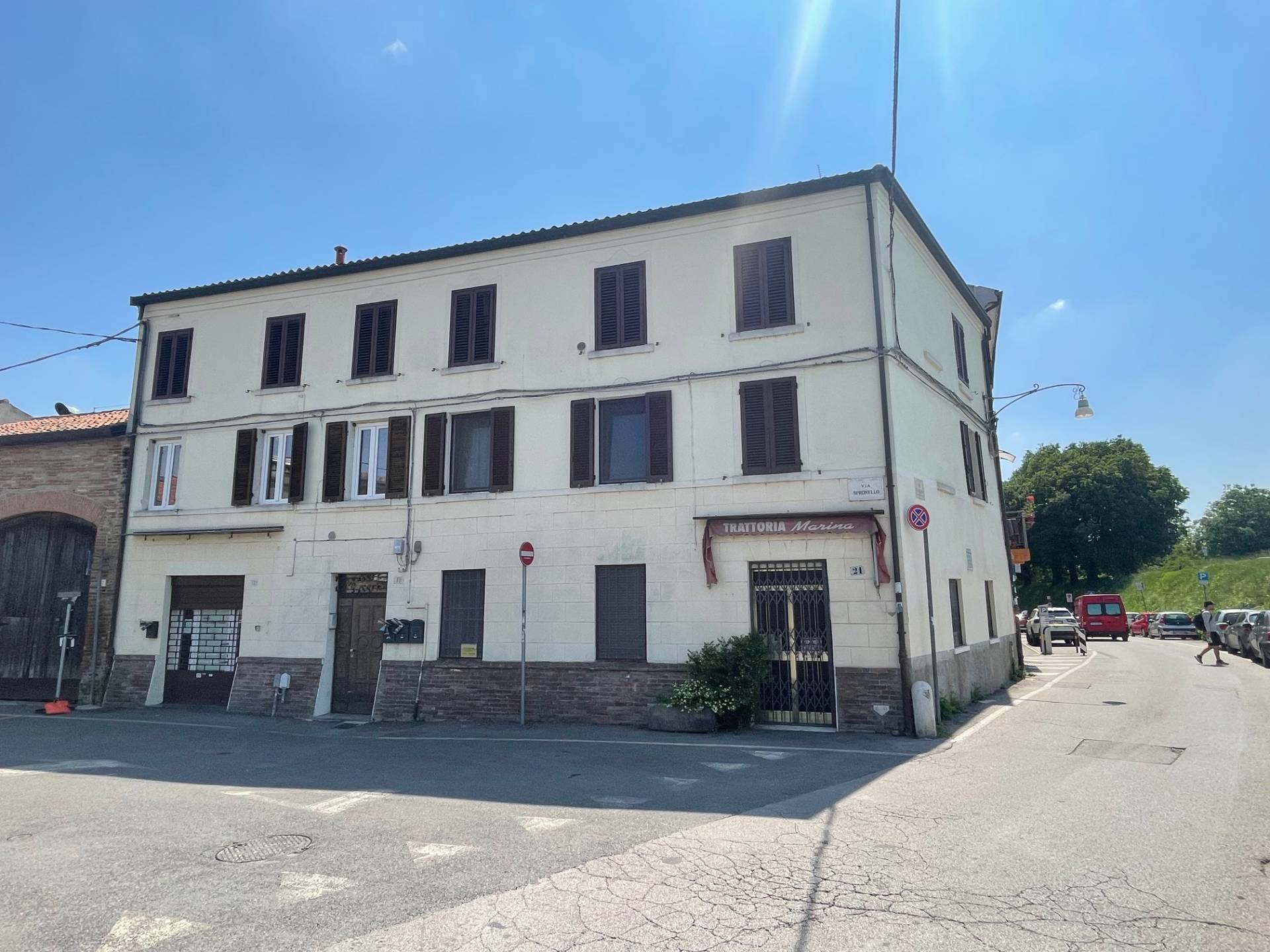 Negozio in vendita a Ferrara, Centro storico