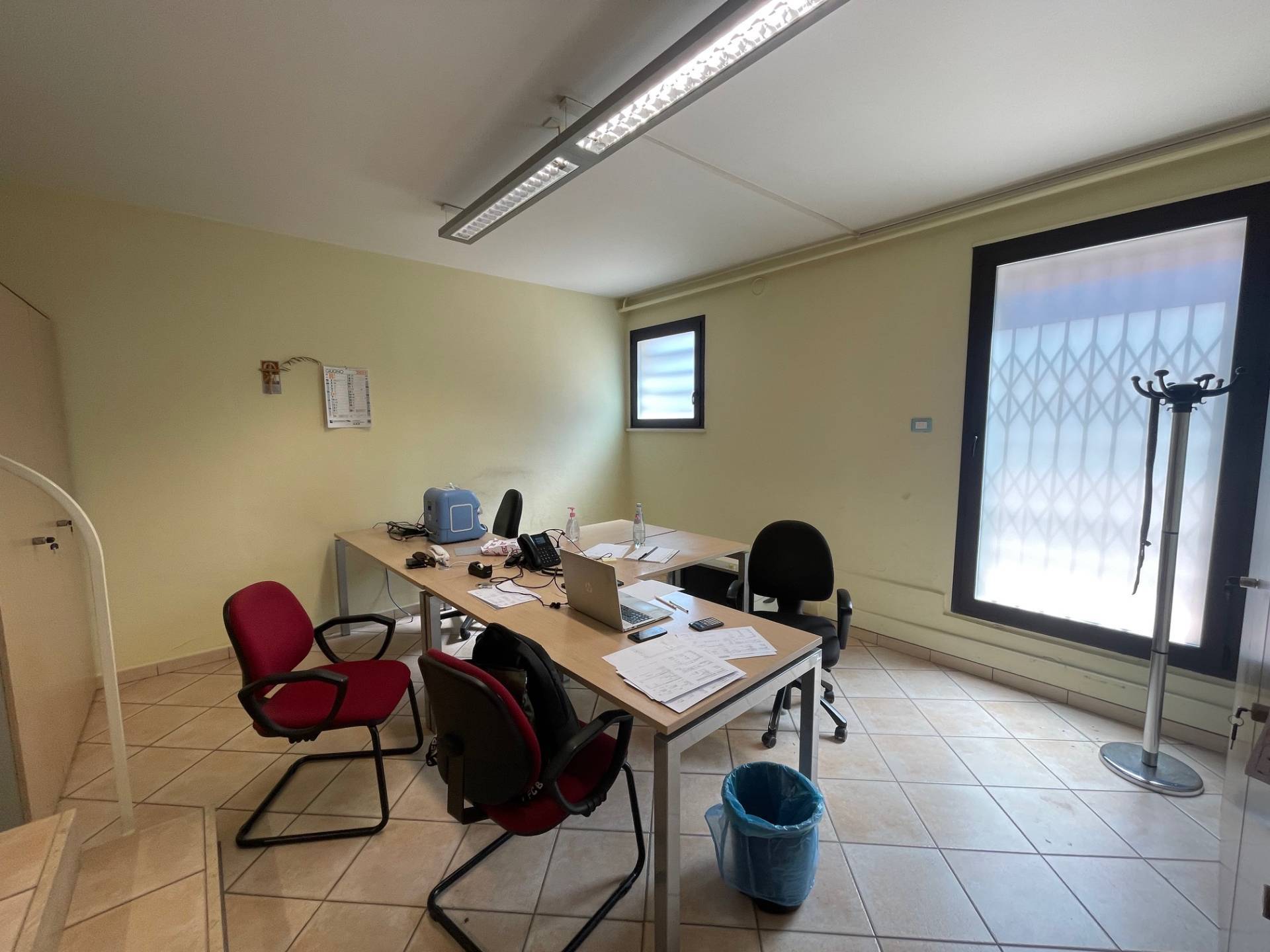 Ufficio in affitto a Ferrara, Cona