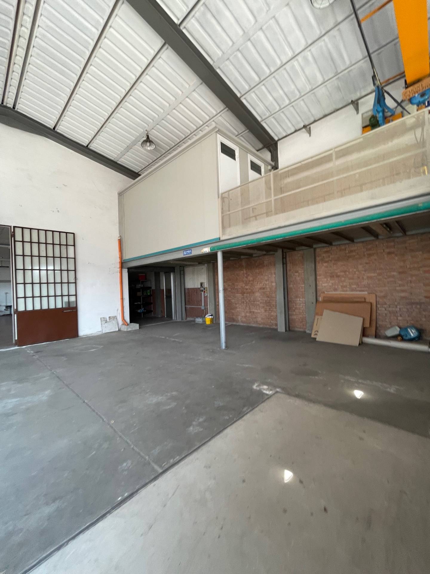 Laboratorio in vendita a Ferrara, Fuori Mura - Zona Sud