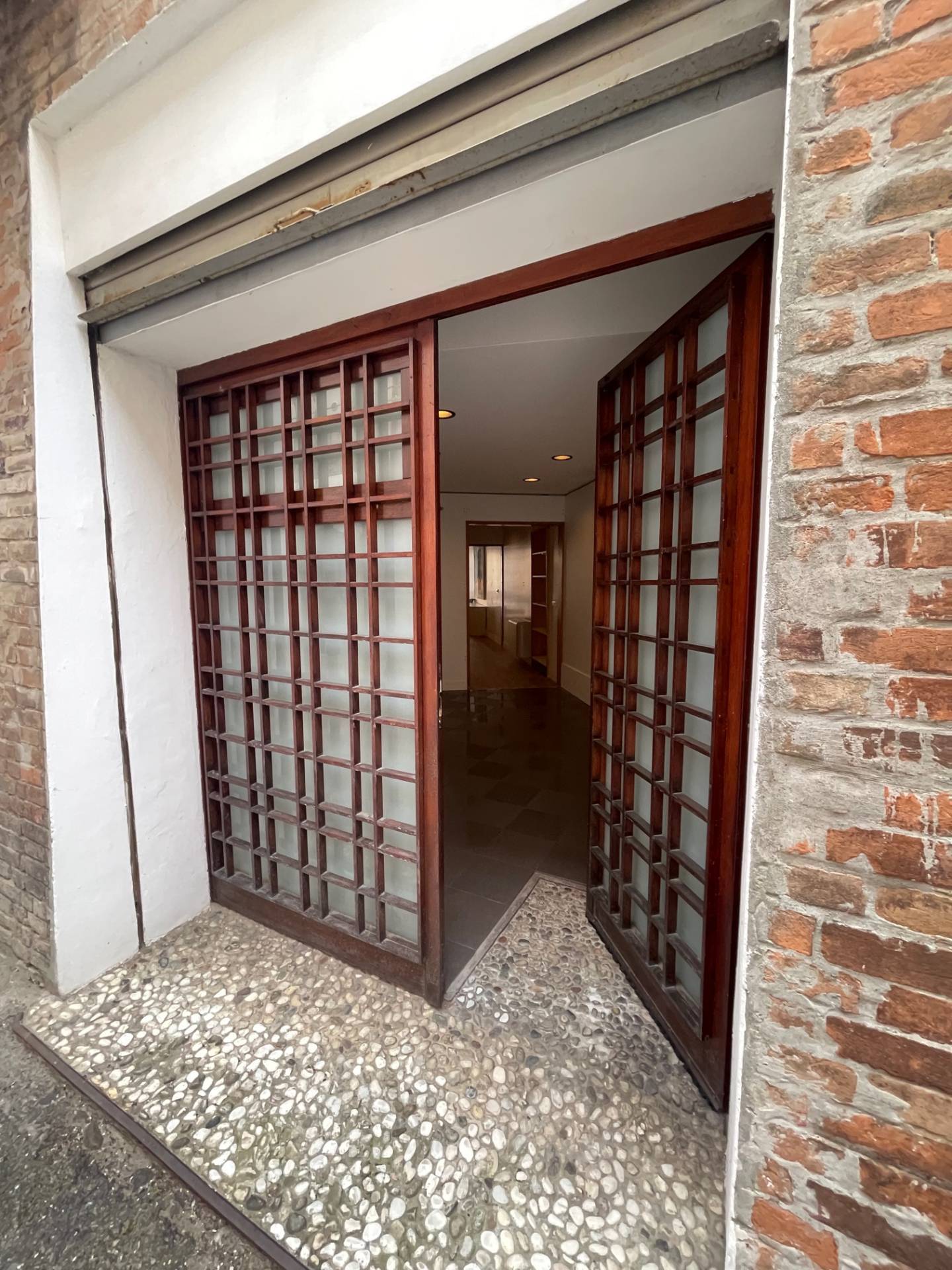 Ufficio in affitto a Ferrara, Centro storico