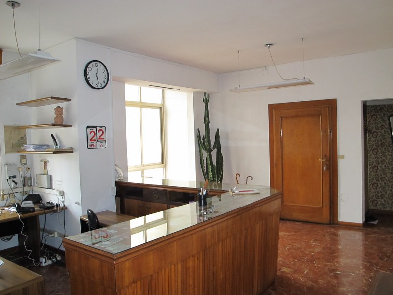 Ufficio in affitto a Ferrara, Centro storico