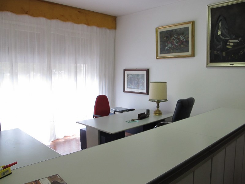 Ufficio in affitto a Ferrara, Centro storico