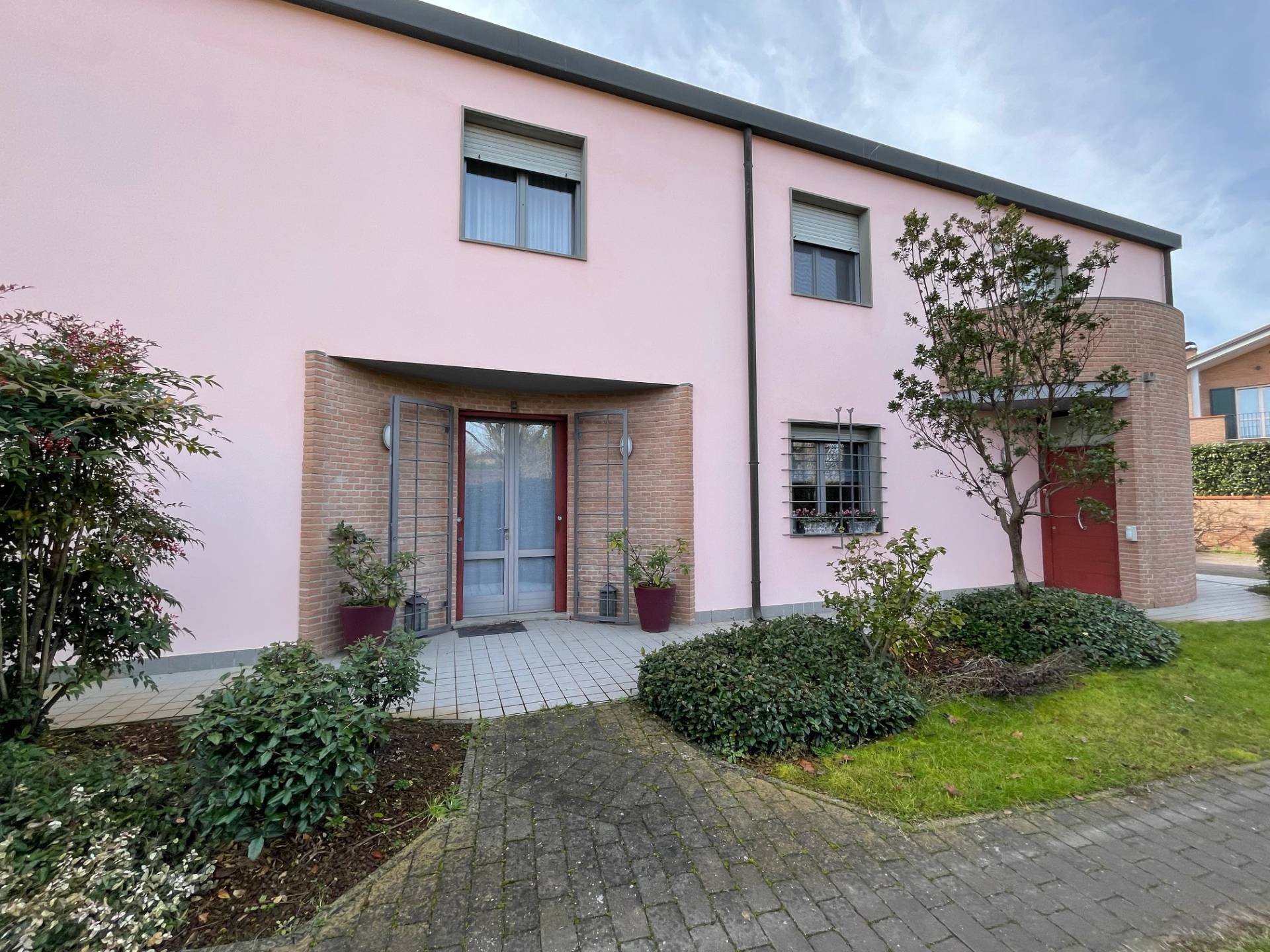 Casa / Villa / Villetta in vendita a Ferrara, Fuori Mura - Zona Est