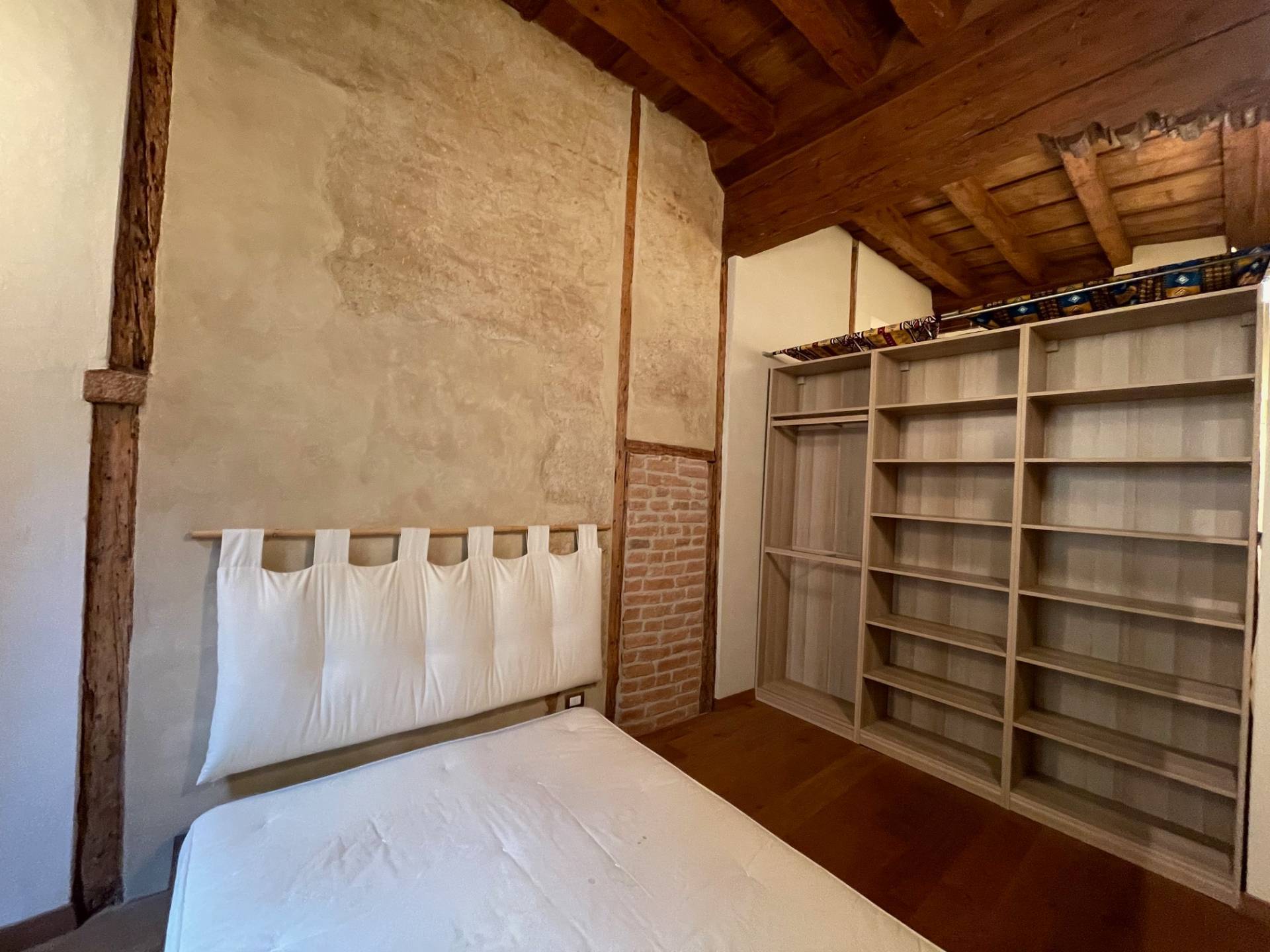 Appartamento in vendita a Ferrara, Centro storico