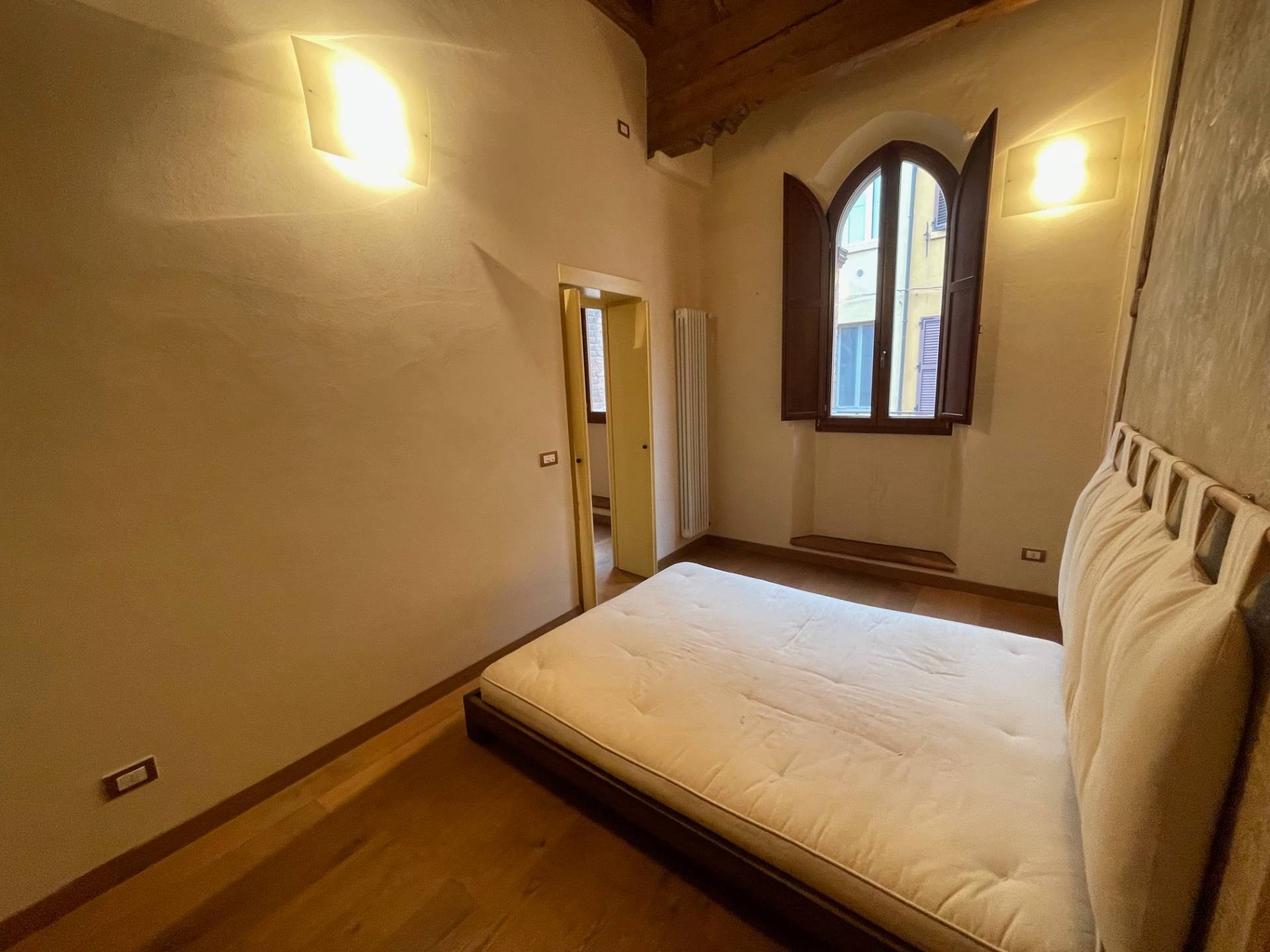 Appartamento in vendita a Ferrara, Centro storico