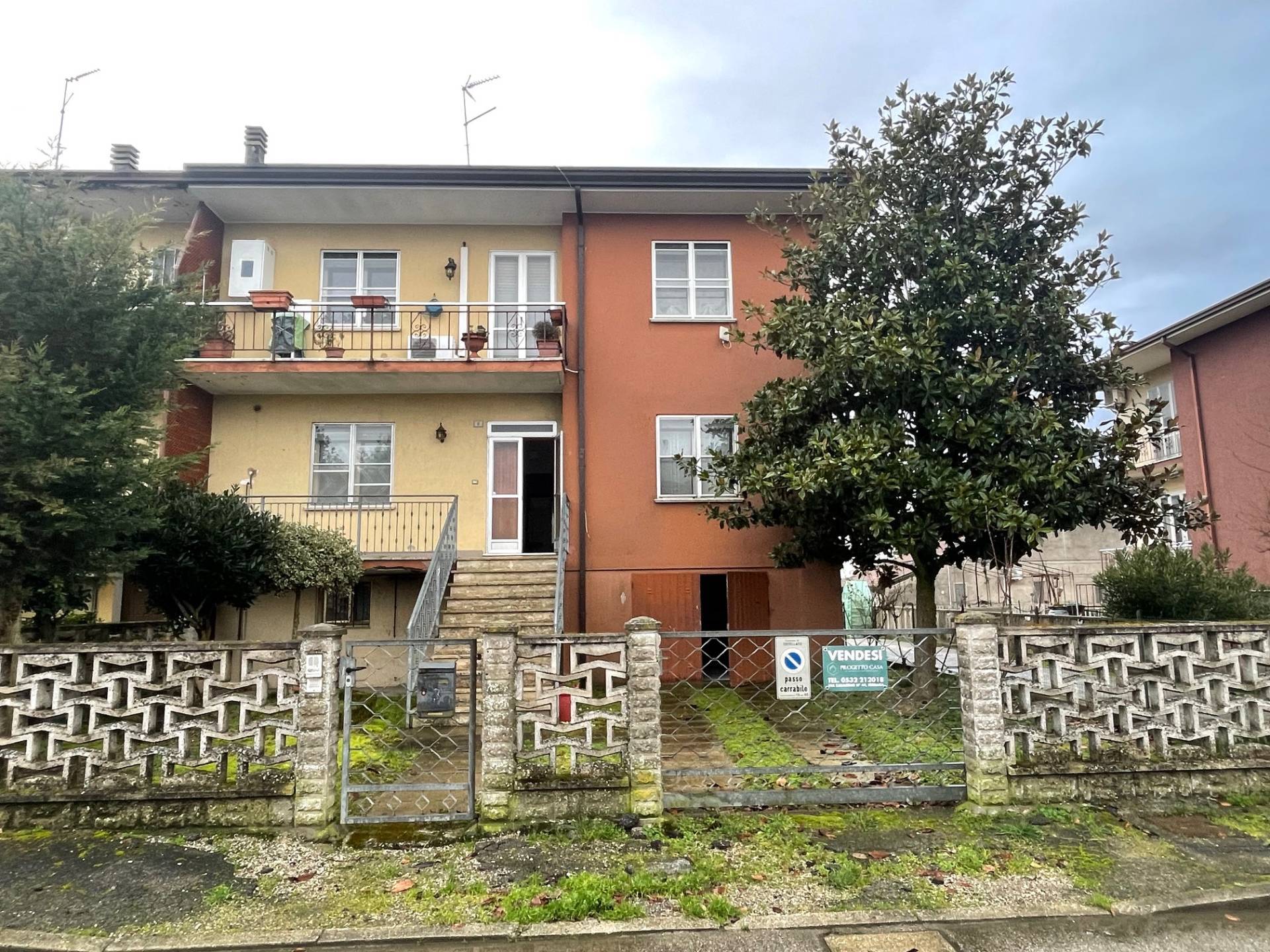 Casa / Villa / Villetta in vendita a Ostellato