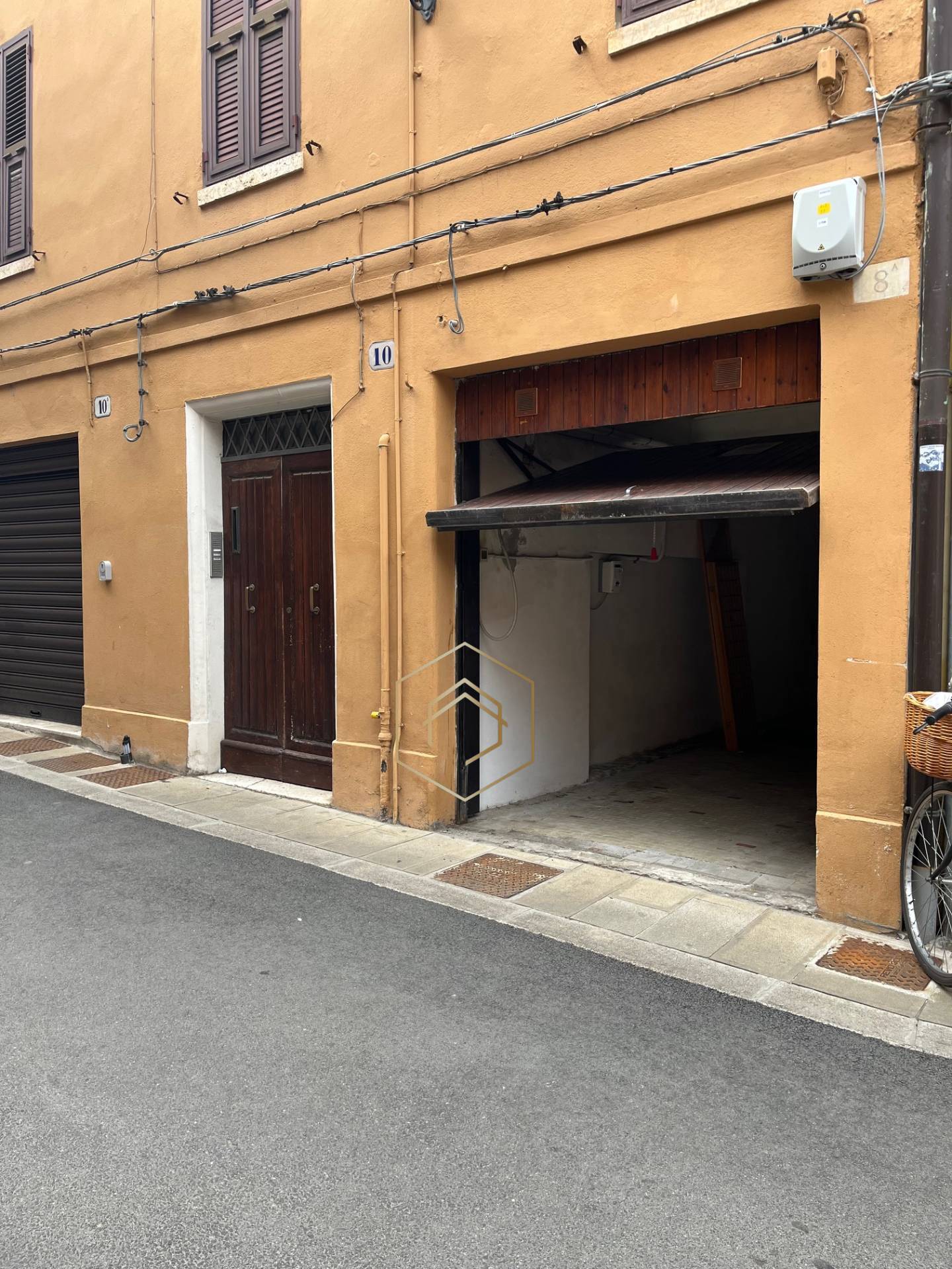 Box o garage in affitto a Ferrara, Centro storico