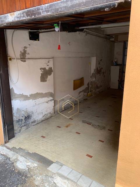 Box o garage in affitto a Ferrara, Centro storico