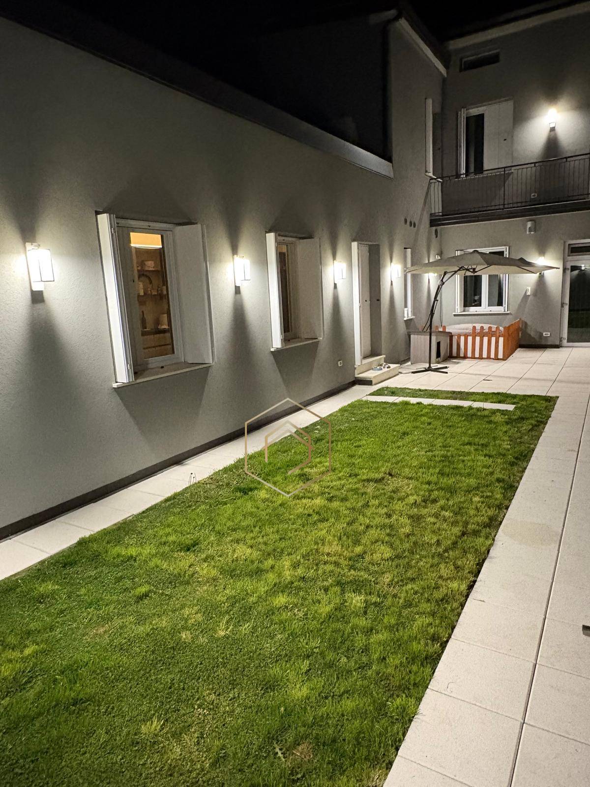 Casa / Villa / Villetta in vendita a Ferrara, Centro storico