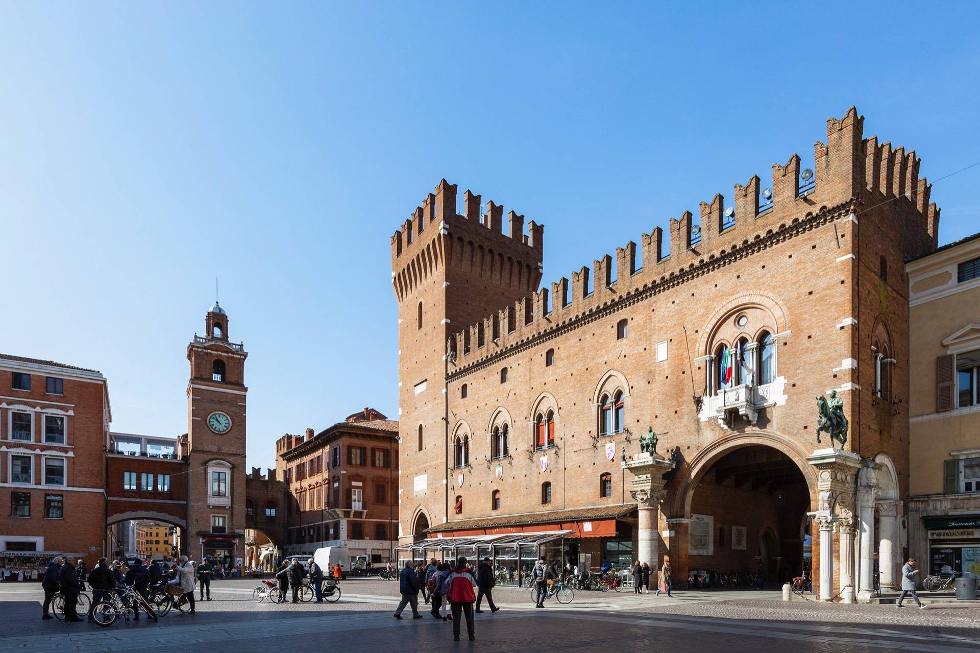 Appartamento in vendita a Ferrara, Centro storico