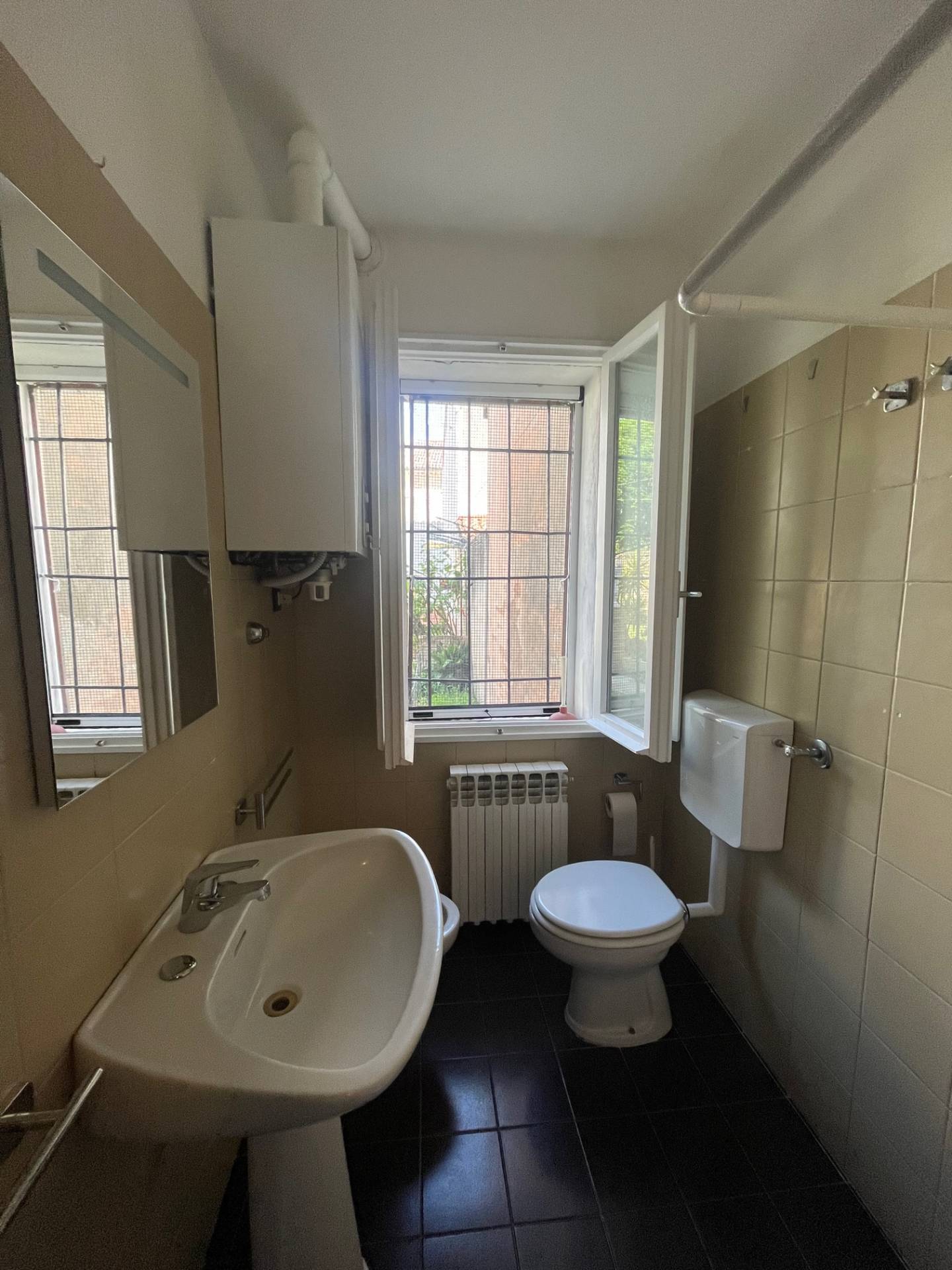 Appartamento in affitto a Ferrara, Centro storico