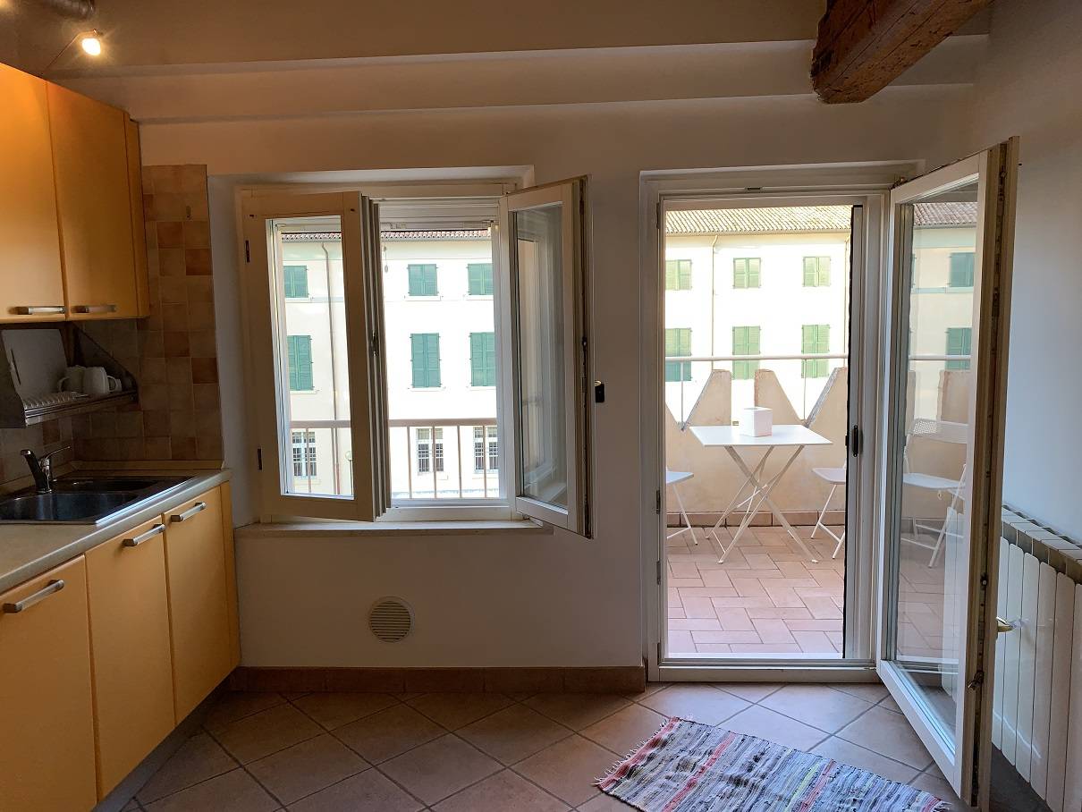 Appartamento in affitto a Ferrara, Centro storico
