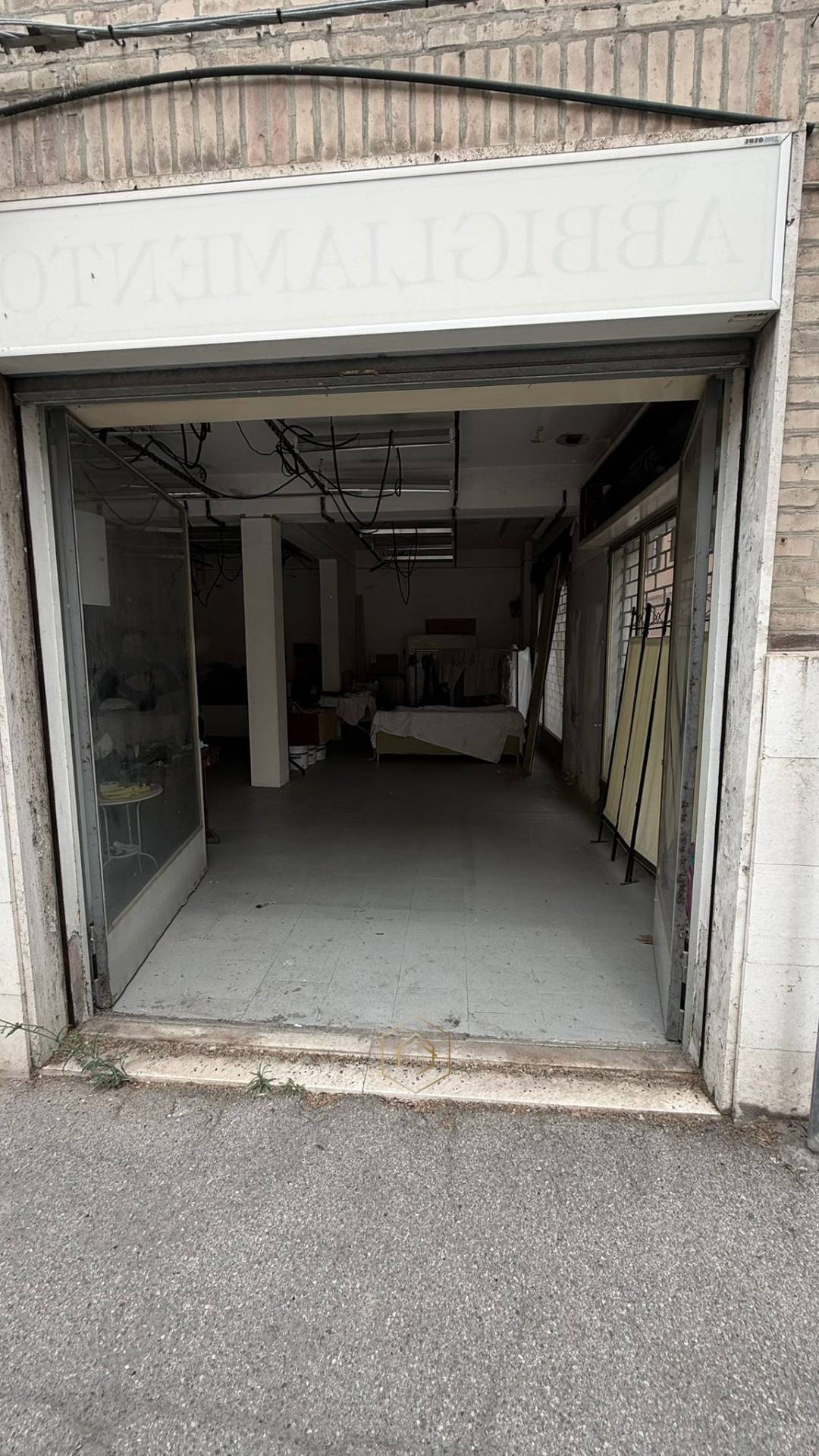 Box o garage in affitto a Ferrara, Centro storico