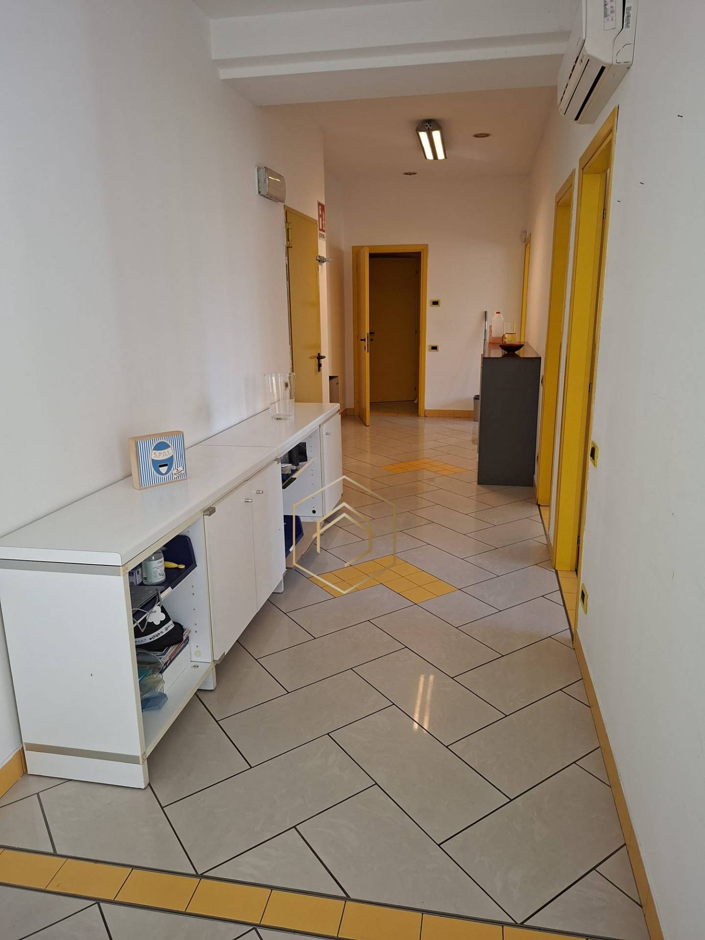 Ufficio in affitto a Ferrara, Fuori Mura - Zona Nord-Ovest