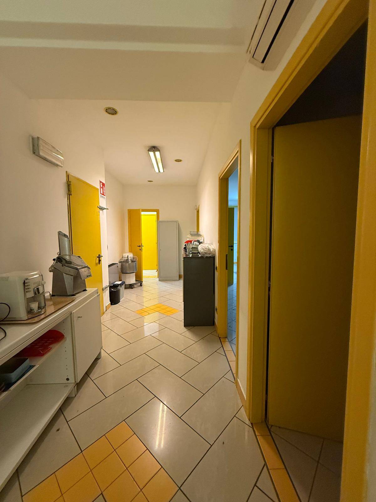 Ufficio in affitto a Ferrara, Fuori Mura - Zona Nord-Ovest