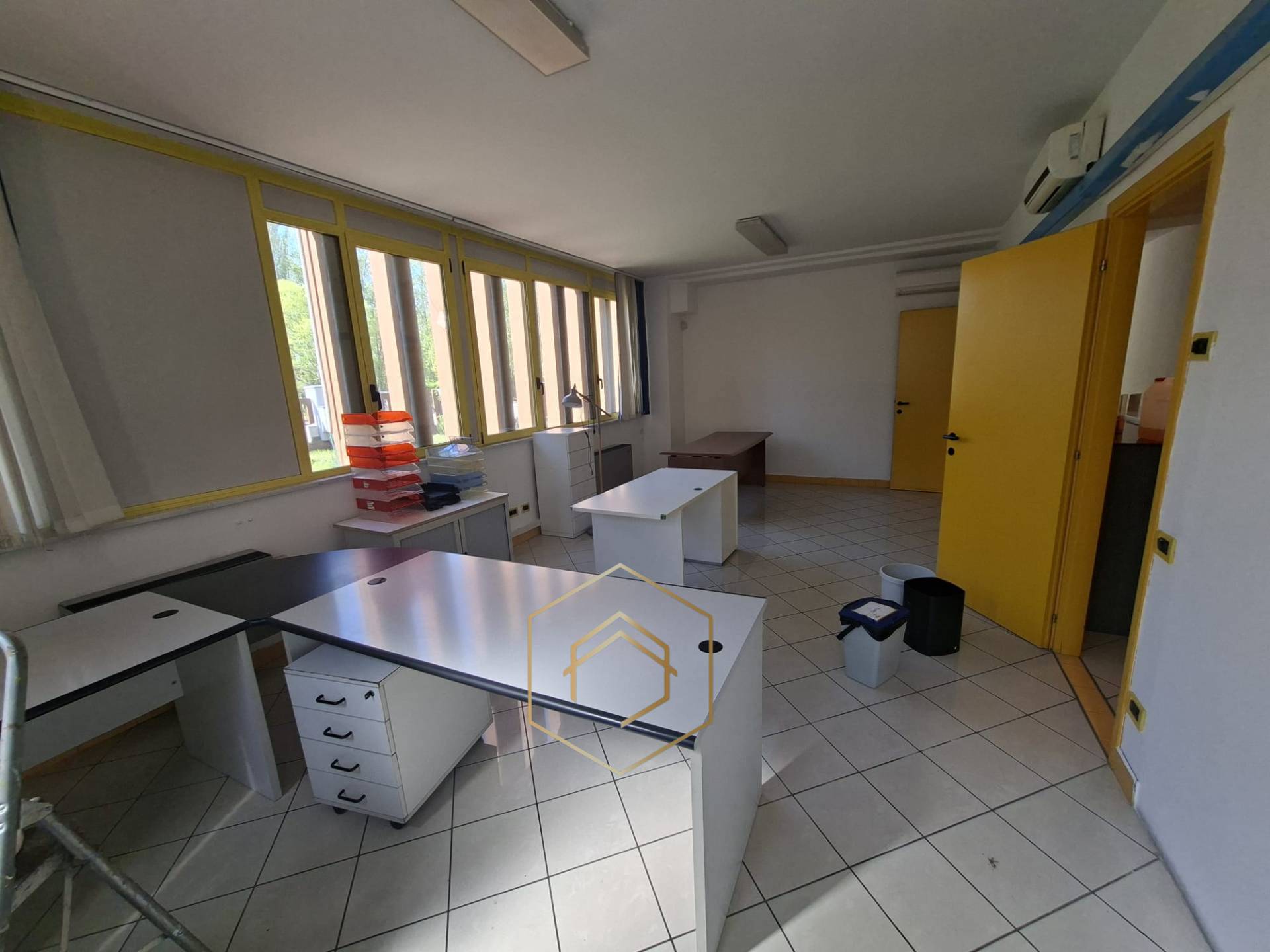 Ufficio in affitto a Ferrara, Fuori Mura - Zona Nord-Ovest