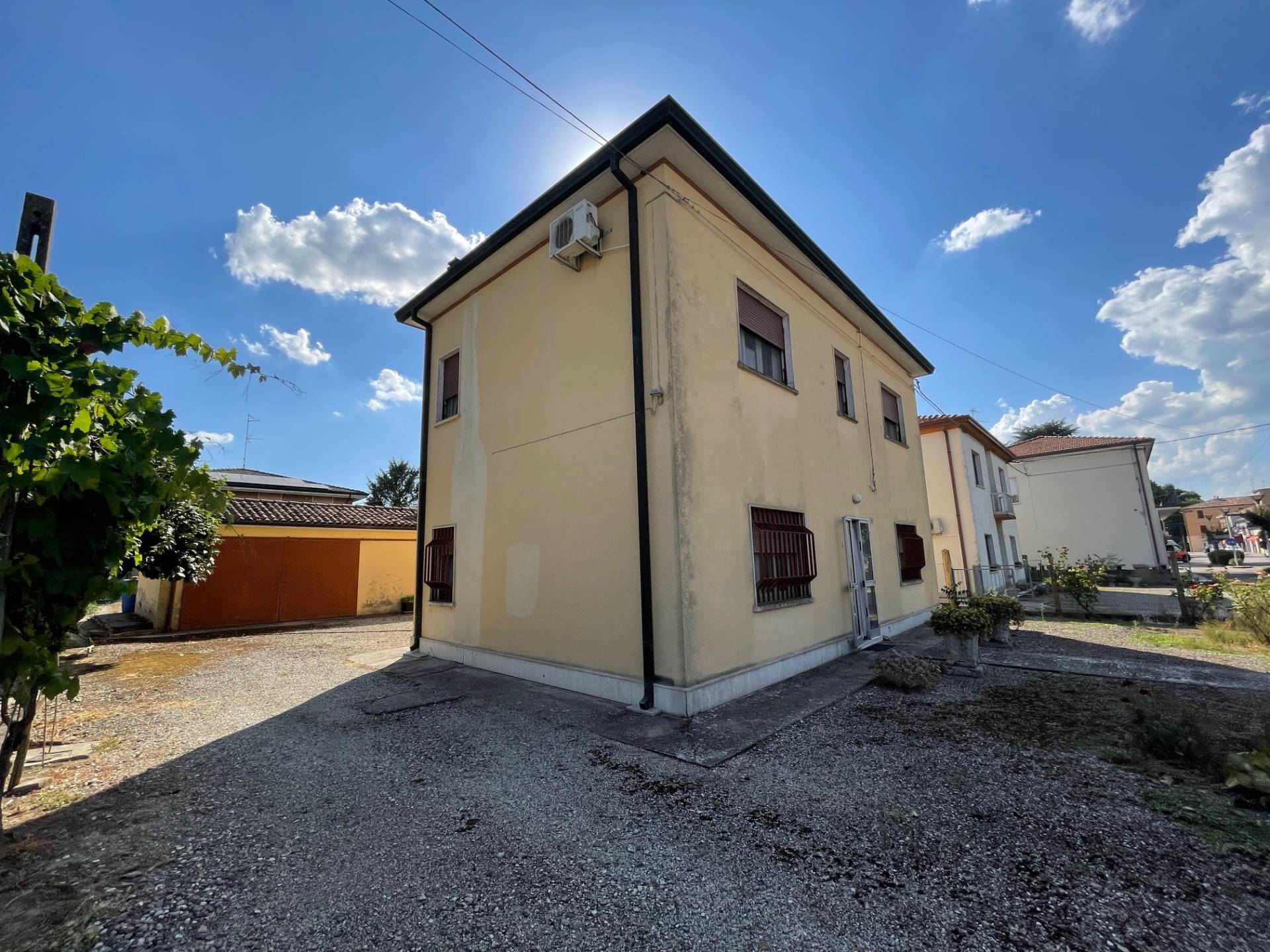 Casa / Villa / Villetta in vendita a Voghiera