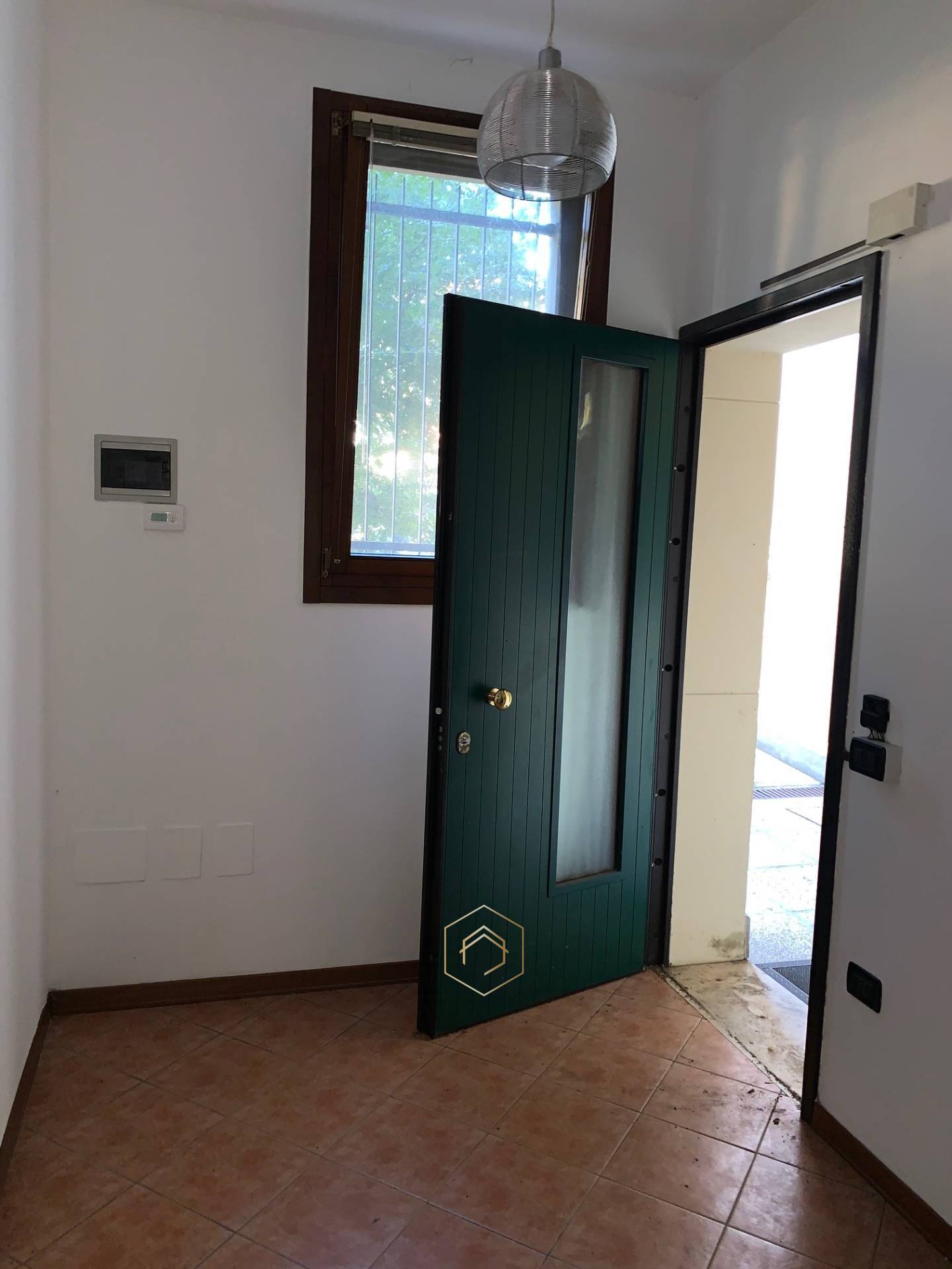 Ufficio in vendita a Ferrara, Fuori Mura - Zona Sud