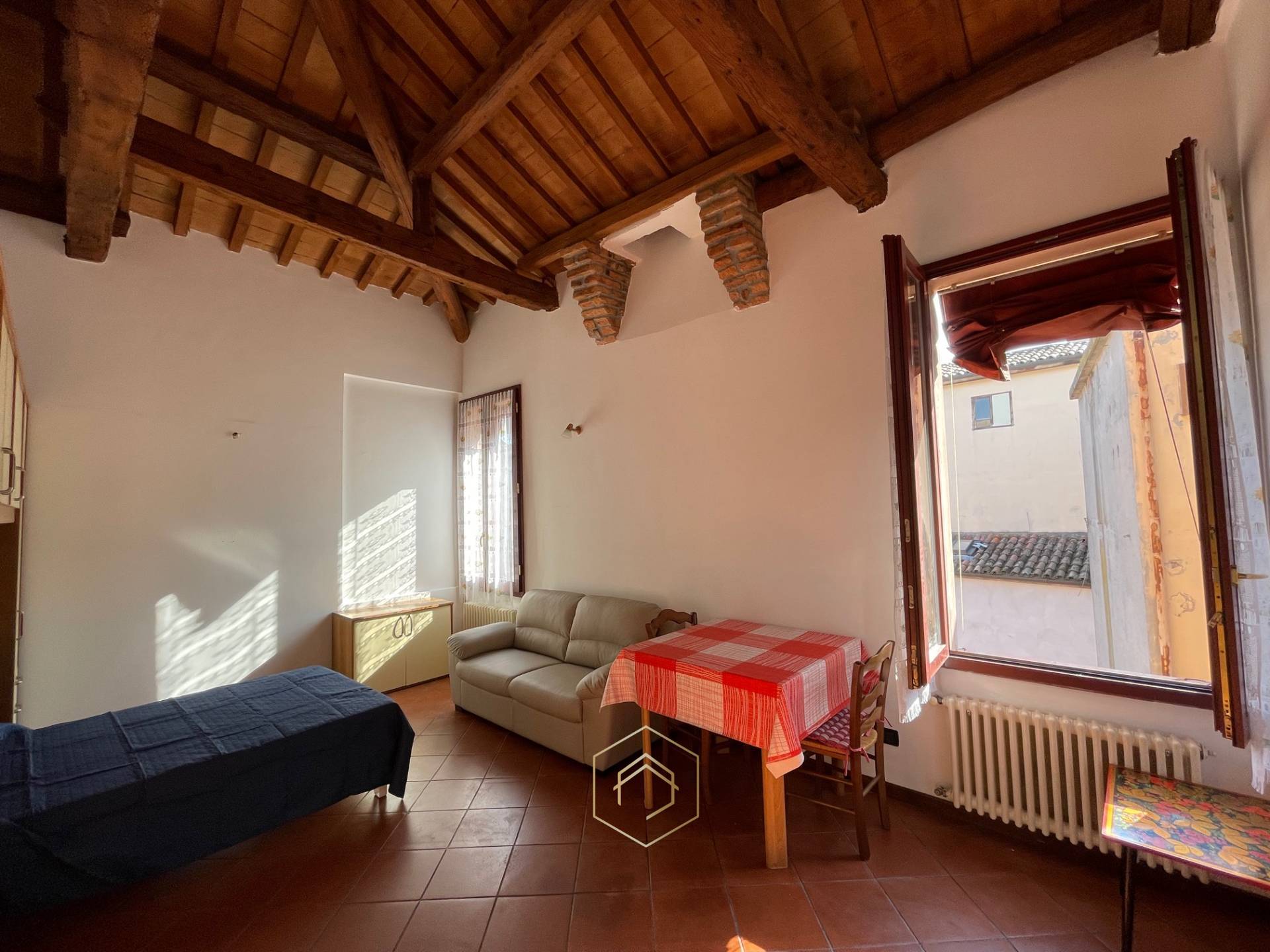 Appartamento in vendita a Ferrara, Centro storico