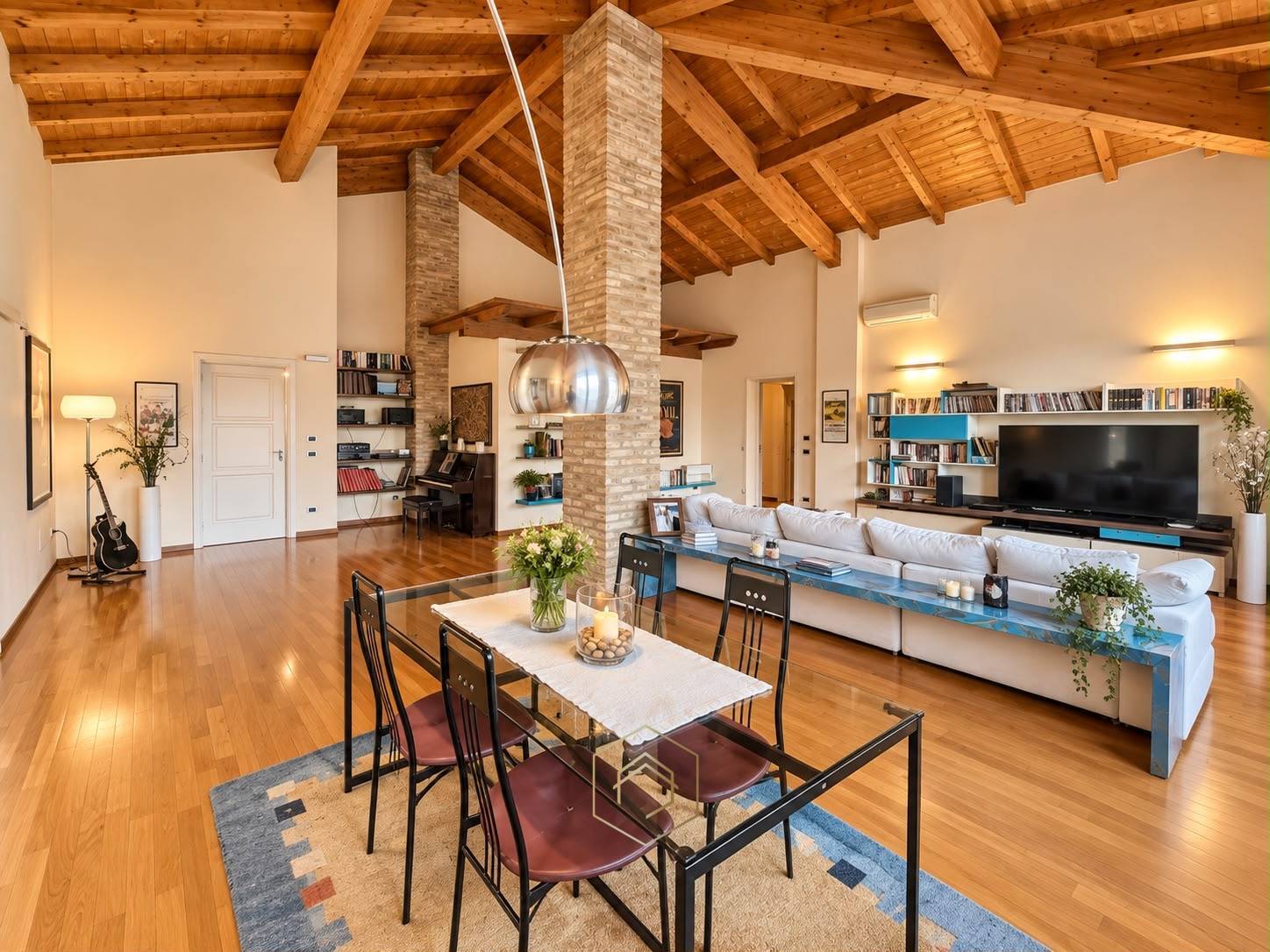Casa / Villa / Villetta in vendita a Ferrara, Centro storico