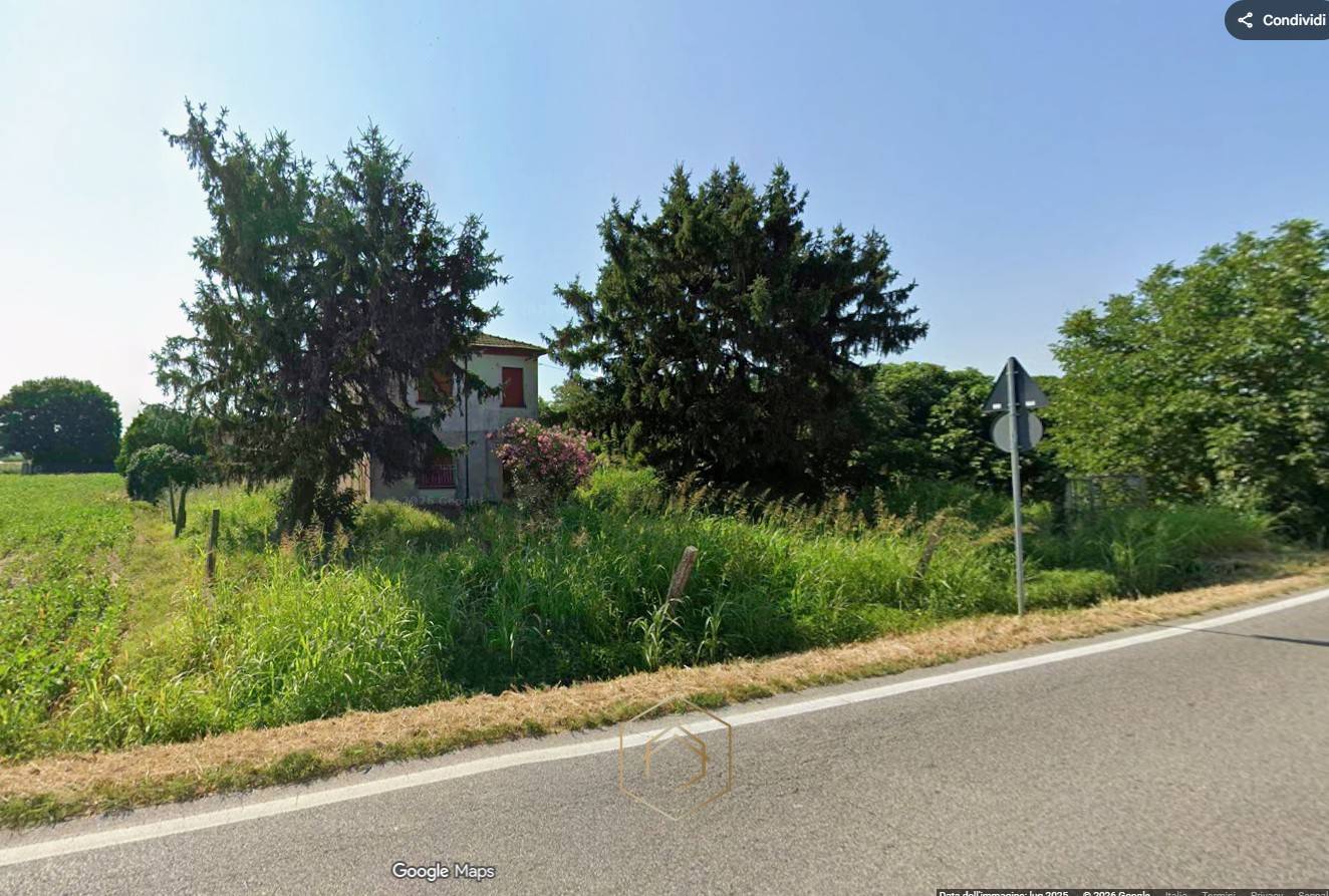 Casa / Villa / Villetta in vendita a Codigoro, Mezzogoro
