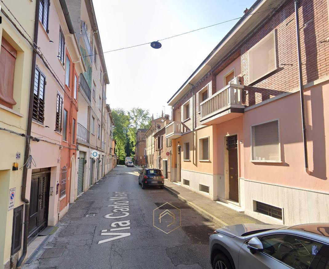 Box o garage in vendita a Ferrara, Centro storico