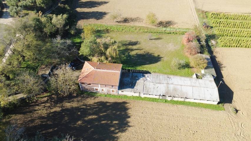 Bifamiliare in vendita a Loreto Aprutino