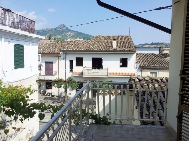 Appartamento indipendente in vendita a Civitella Casanova