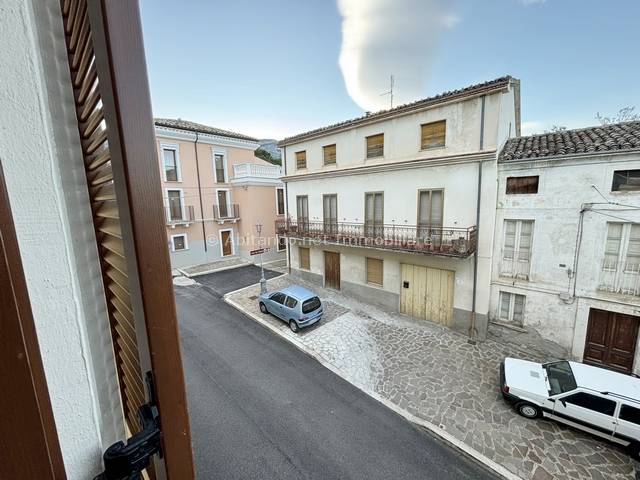 Appartamento indipendente in vendita a Civitella Casanova