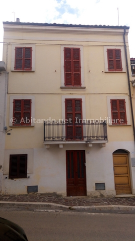 Appartamento indipendente in vendita a Civitella Casanova