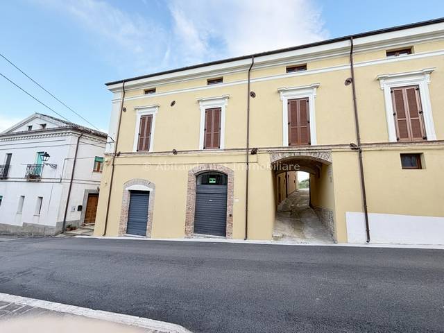 Appartamento indipendente in vendita a Civitella Casanova