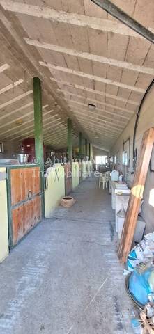 Magazzino in vendita a Loreto Aprutino